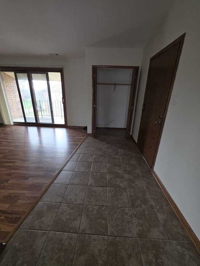 Photo - 9950 Treetop Dr Unit 340S