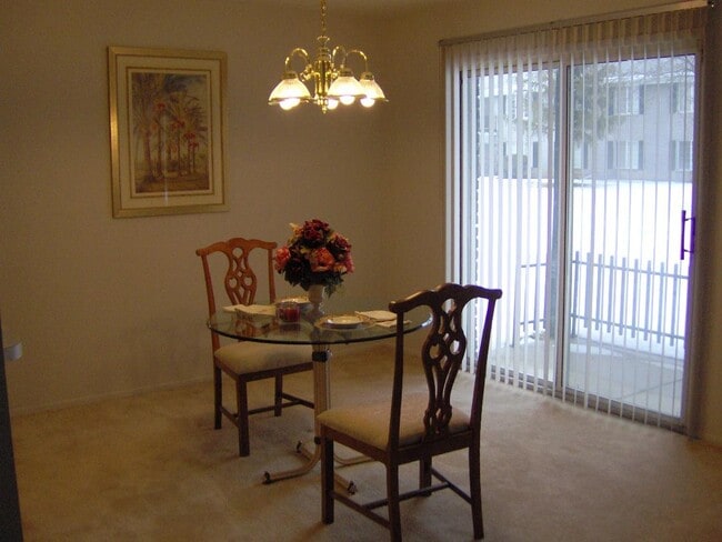 Photo - Laurel Woods