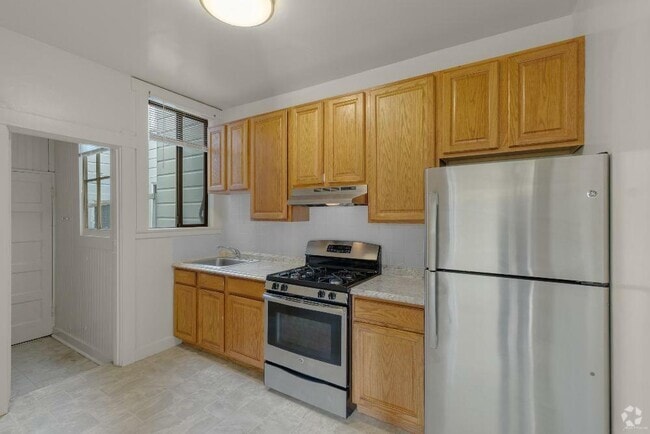 Building Photo - 3208 Anza St Unit K-3202 Rental