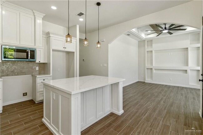 Photo - 14 N 17th St