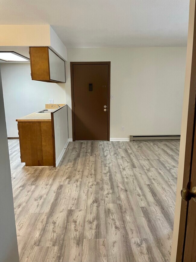 Photo - 913 Brookfield Dr Unit 2