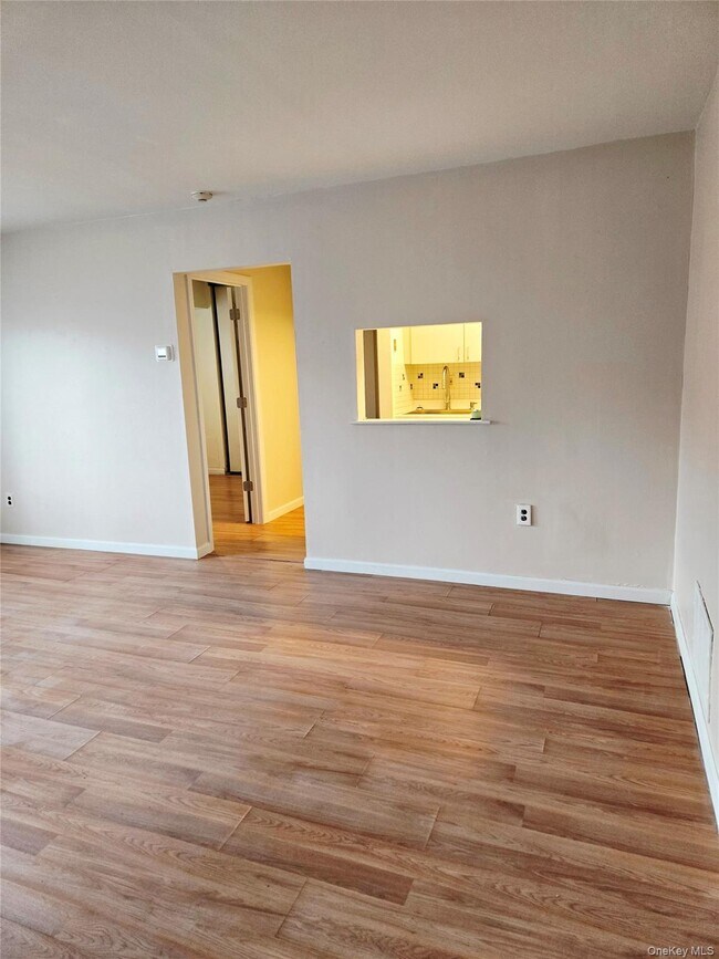 Photo - 7 Boulder Ct Unit 7