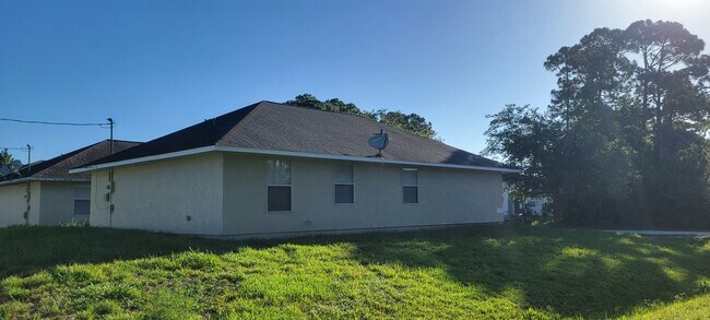 Photo - 1195 12th Avenue SW