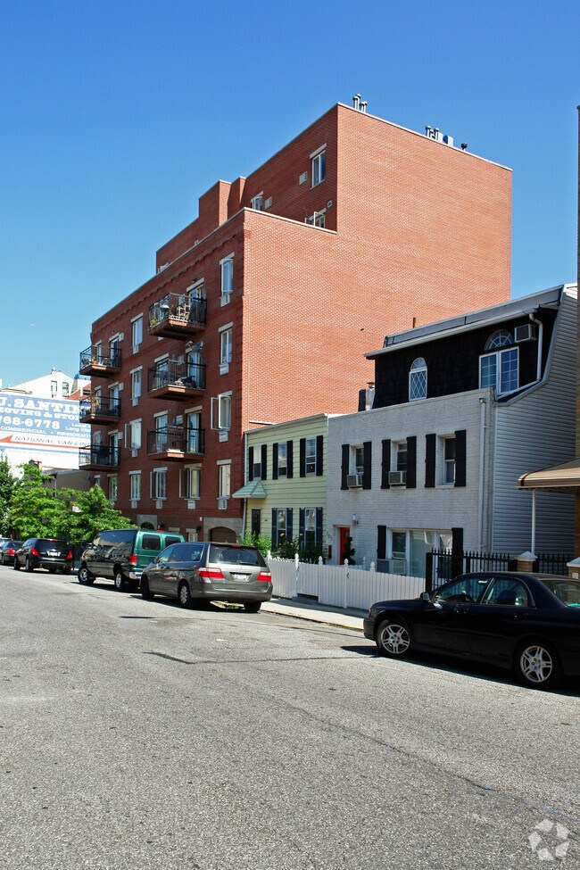 257 15th Street - 257 15th Street Apartments