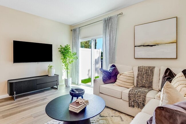 Building Photo - 567 Holly Lks Dr Rental