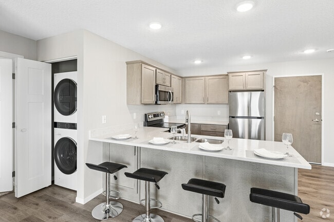 2BR, 2BA - 936SF - Kitchen