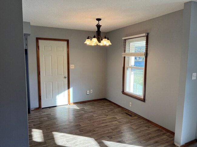 Photo - AVAILABLE NOW! Walking Distance to Silver Springs Park