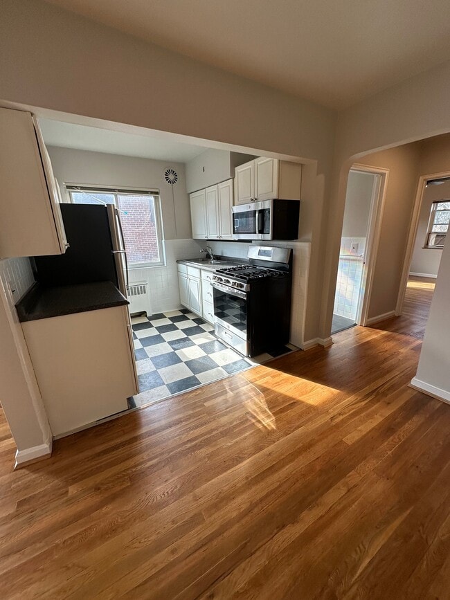 Photo - 1271 Morten St