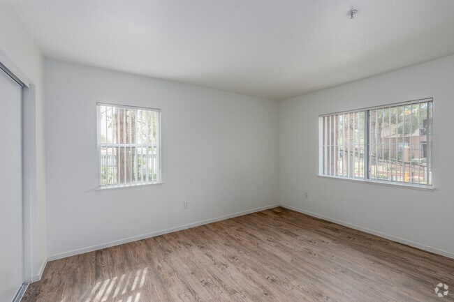 2BR, 1BA - 720SF - Primary Bedroom