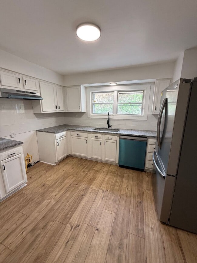 Photo - Newly Renovated 3 Bedroom in Swissvale- Spacious Single Family Home!
