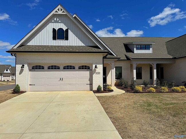 Photo - 410 Raleigh Elm Dr Townhome