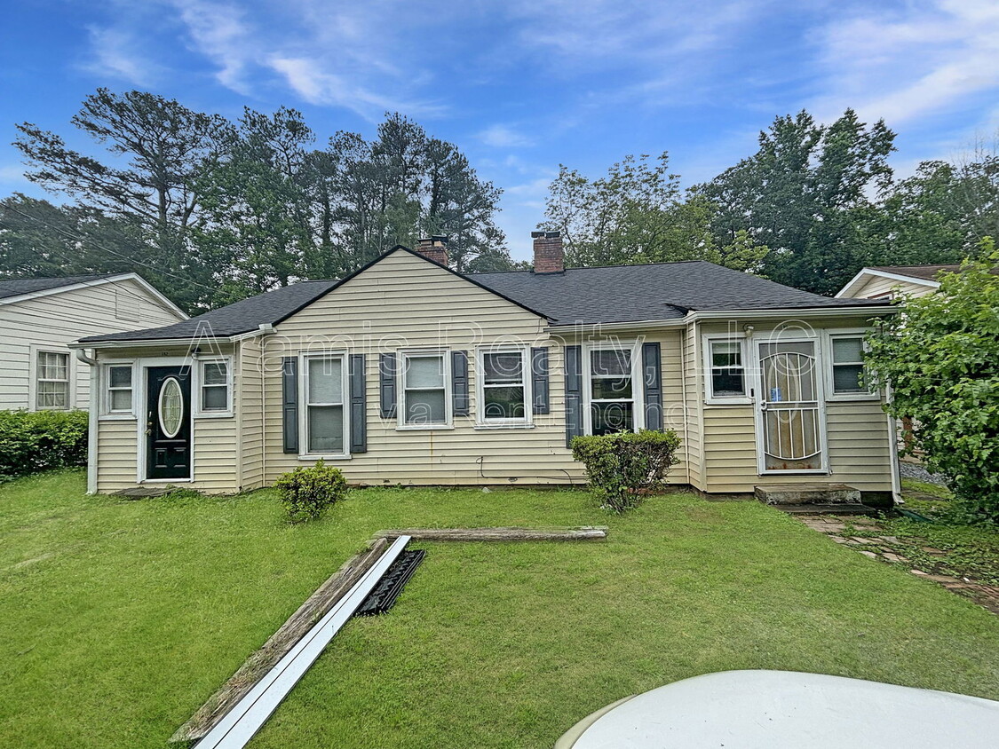 Photo - 190 W Dixie Ave Se