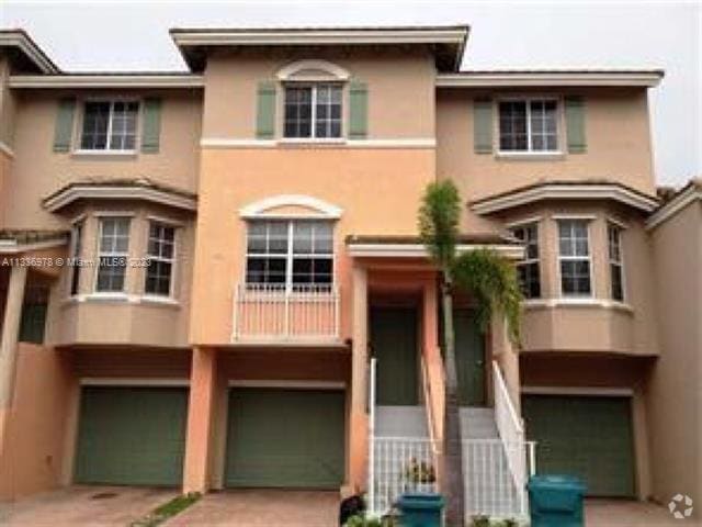 Building Photo - 1851 NE 6th Ct. Rental