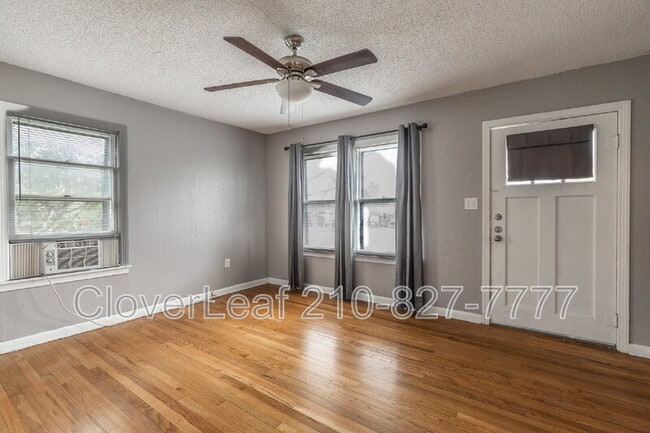 Photo - 295 N Peach Ave