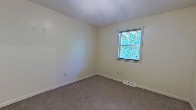 Photo - End Unit Townhome w/ Central A/C