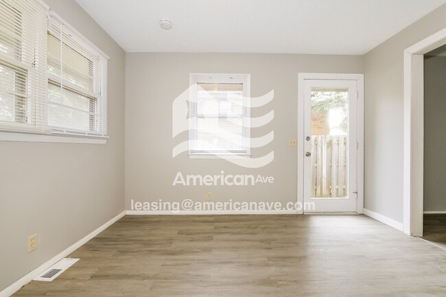 Photo - 8549 Meredith Ave