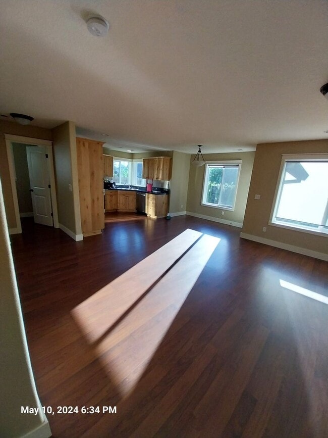 Photo - 1011 Millwright Ave