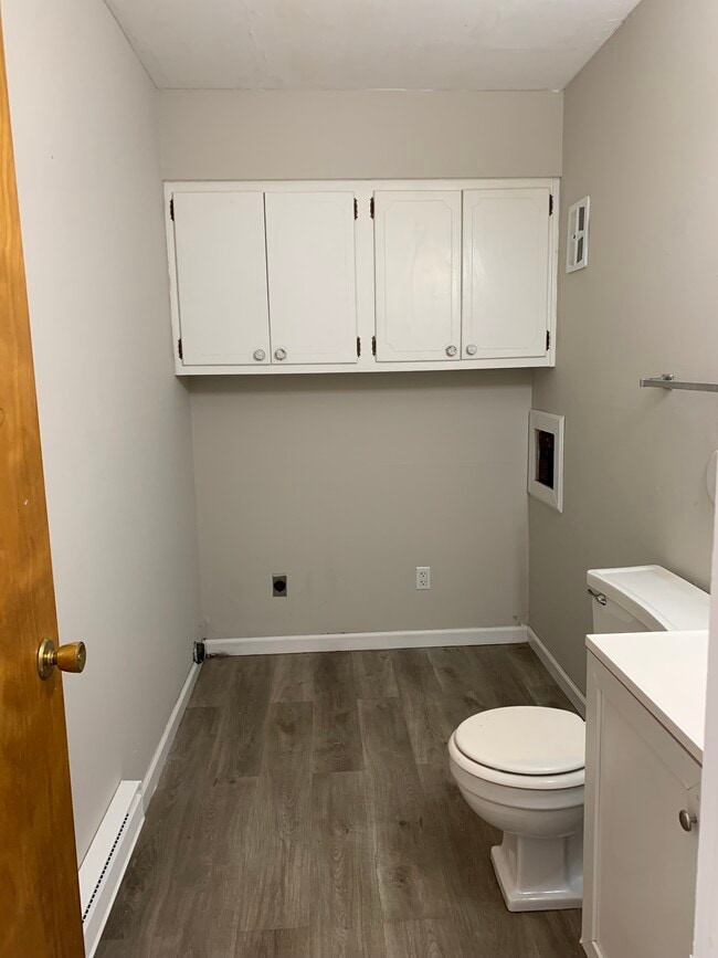 Photo - 7510 Hazelcrest Dr Unit 6