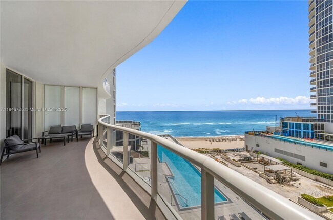 Building Photo - 16001 Collins Ave Unit 707 Rental