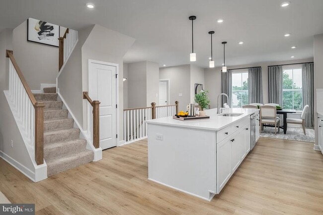 Building Photo - 8249 WILLOWBEND TURN