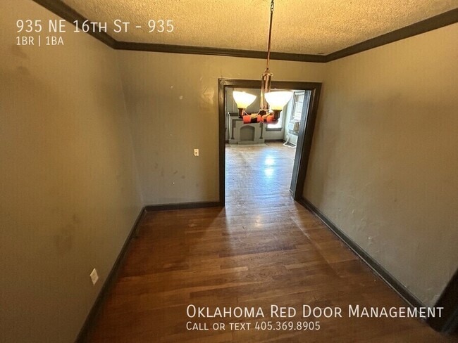 Photo - 935 NE 16th St