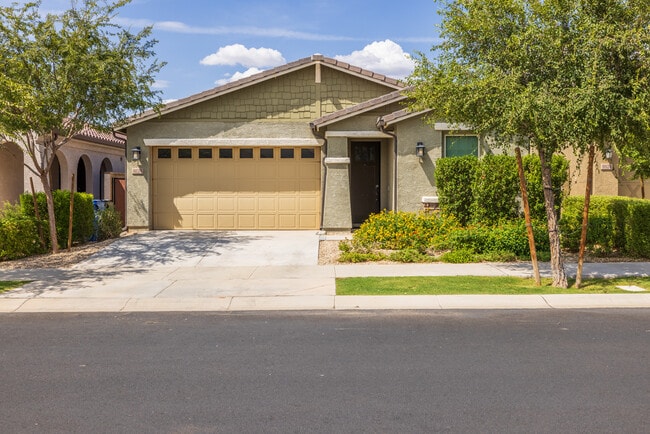 Photo - 9820 E Tupelo Ave