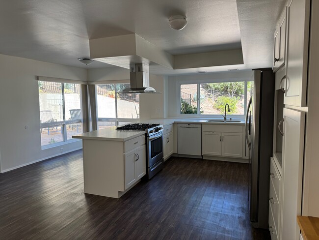 New eat in kitchen with tons of storage and quartz countertops - 2571 Cordelia Rd House