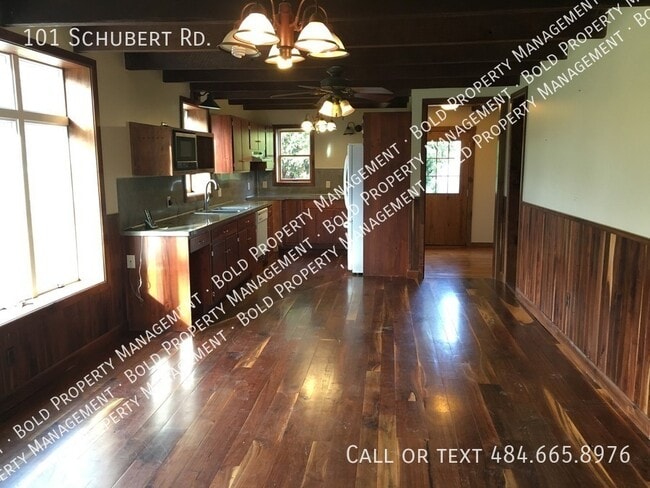 Photo - 101 Schubert Rd