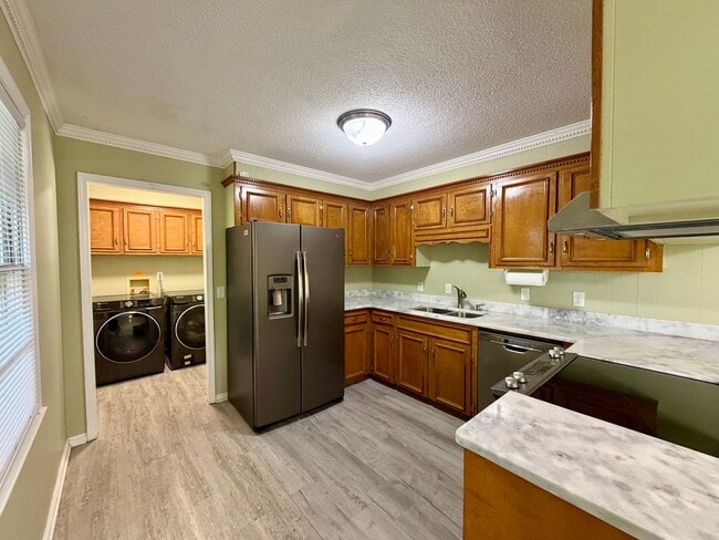 Photo - Minutes from Shaw AFB!