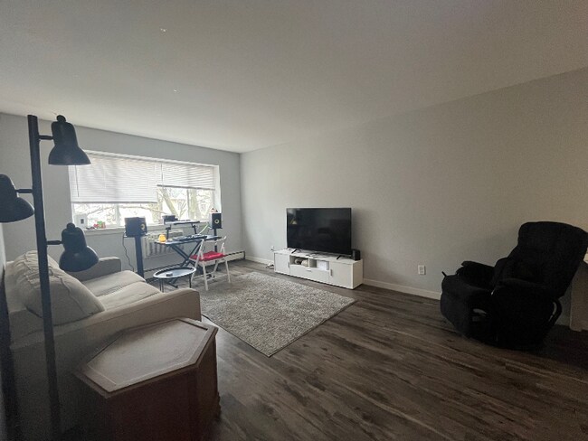 Photo - 2545 N Cramer St Unit 207