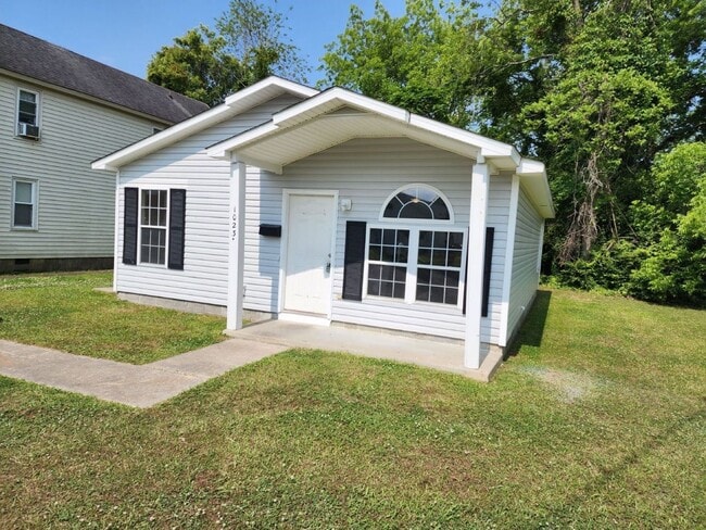 Super Cute home located in City Limits - Super Cute home located in City Limits