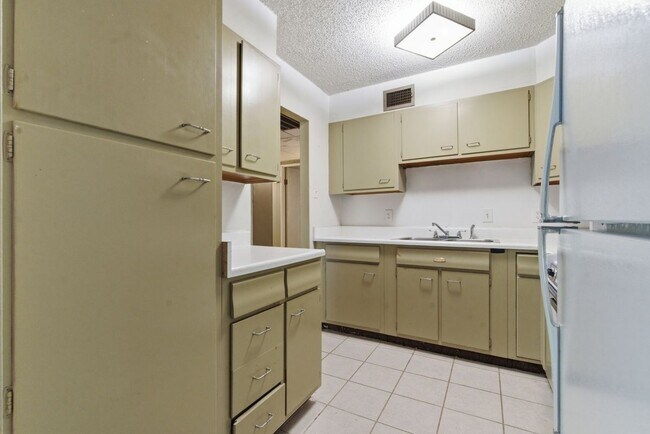 Photo - 131 Butcher St Unit A