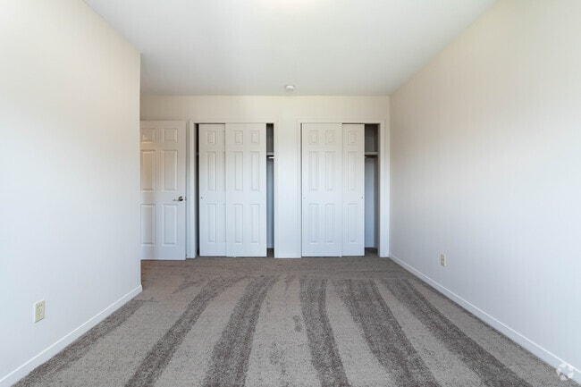 3BR , 2BA - 1395 SF