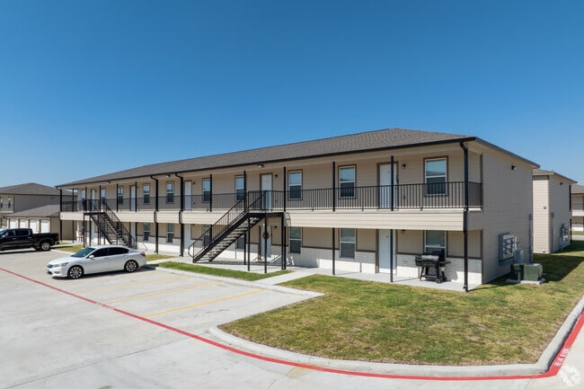 Chance's Court Apartments - Chance's Court Apartments