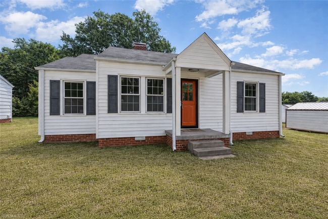 Building Photo - 1668 Old US Highway 52