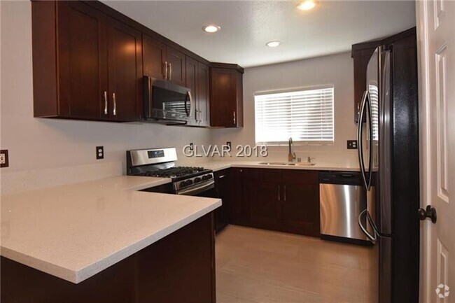 Building Photo - Live In The Heart Of Summerlin 2 Bed 2 Bat... Unit 205 Rental