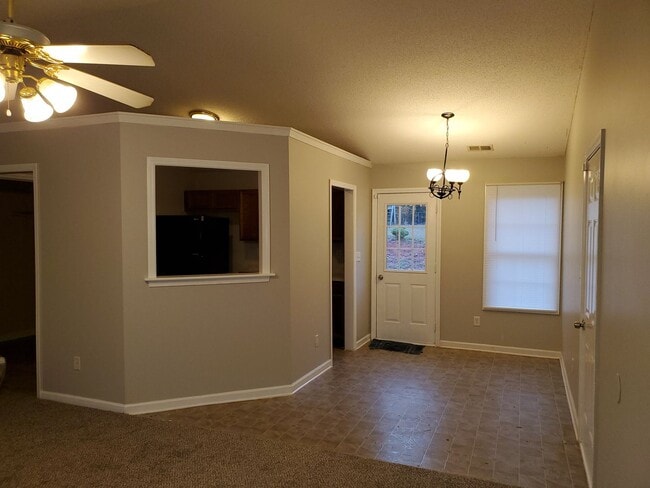 Photo - 3 bedroom/2 bath ranch in Rockmart