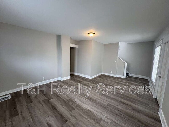 Photo - 1311 N Olney St