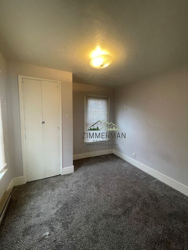 Photo - Newberry Unidad WEEKLY