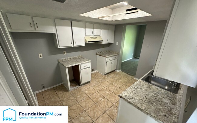 Photo - 6429 Kirby Trees Dr