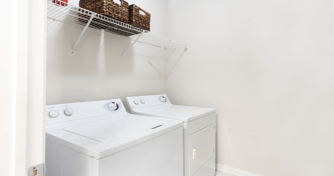 Breckenridge Apartments