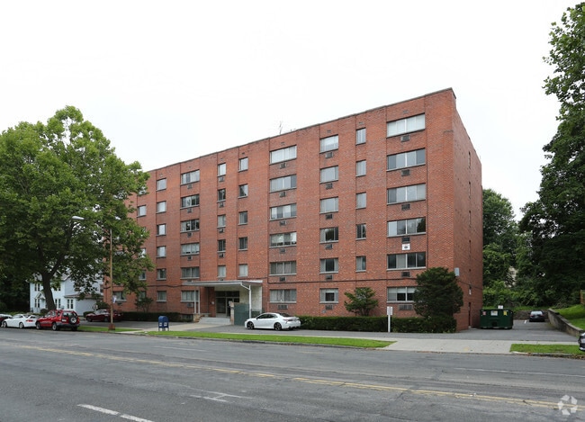 Pleasant Park Apartments