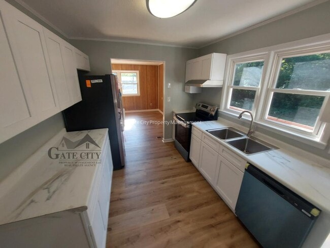 Photo - 3205 Pine Valley Rd