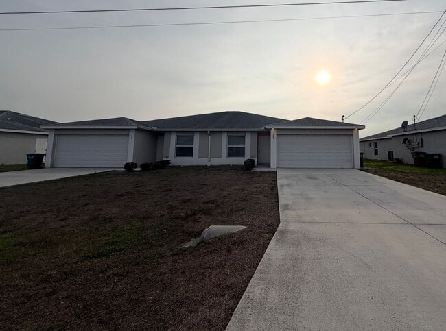 Photo - Duplex for rent on freshwater canal