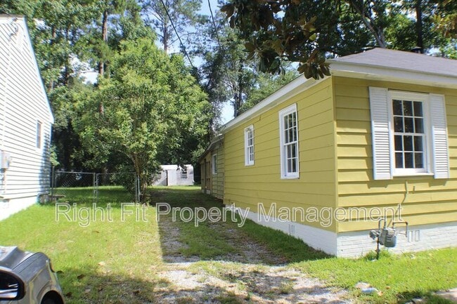 Photo - 4215 Forrest Rd