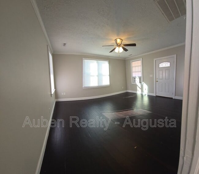 Photo - 514 Beaufort Dr