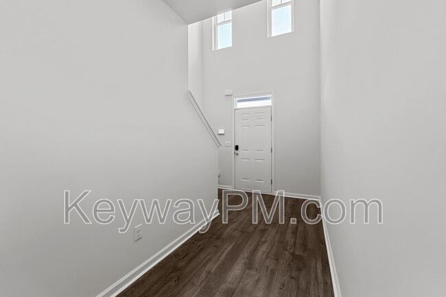 Photo - 1413 Deer Hollow Run