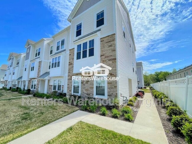 Photo - 1005 Opal St