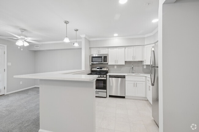 The Cambridge - 2BR, 1BA - 1,000SF - Kitchen