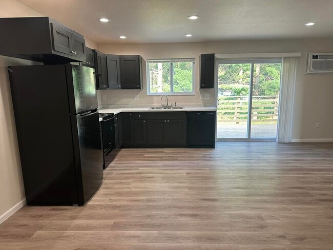 Photo - 3 Bedroom Duplex